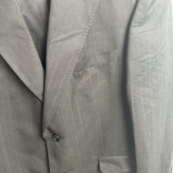Yves Saint Laurent 100% Wool Pinstripe Sport Coat Blazer Jacket Size 44R Black - Picture 5 of 16